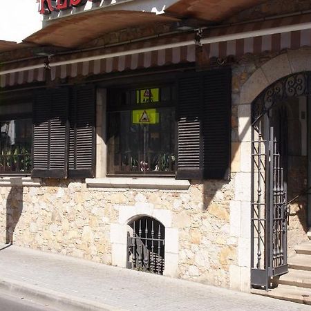 Hostal Miryam L' Escala Εξωτερικό φωτογραφία