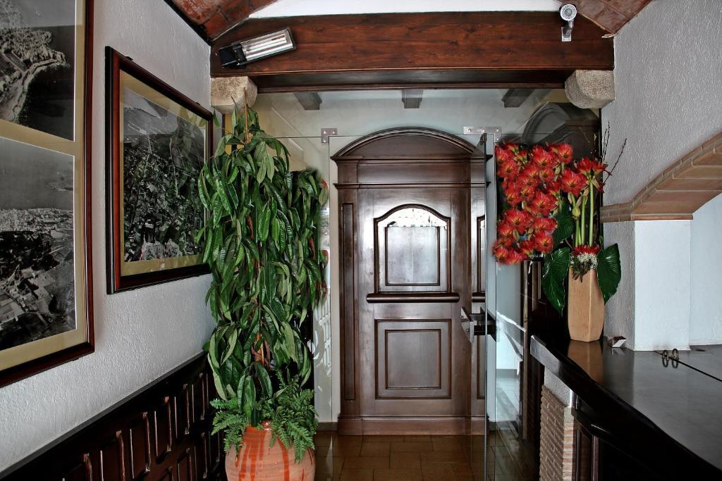 Hostal Miryam L' Escala Εξωτερικό φωτογραφία