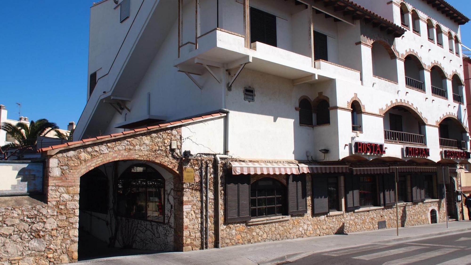 Hostal Miryam L' Escala Εξωτερικό φωτογραφία