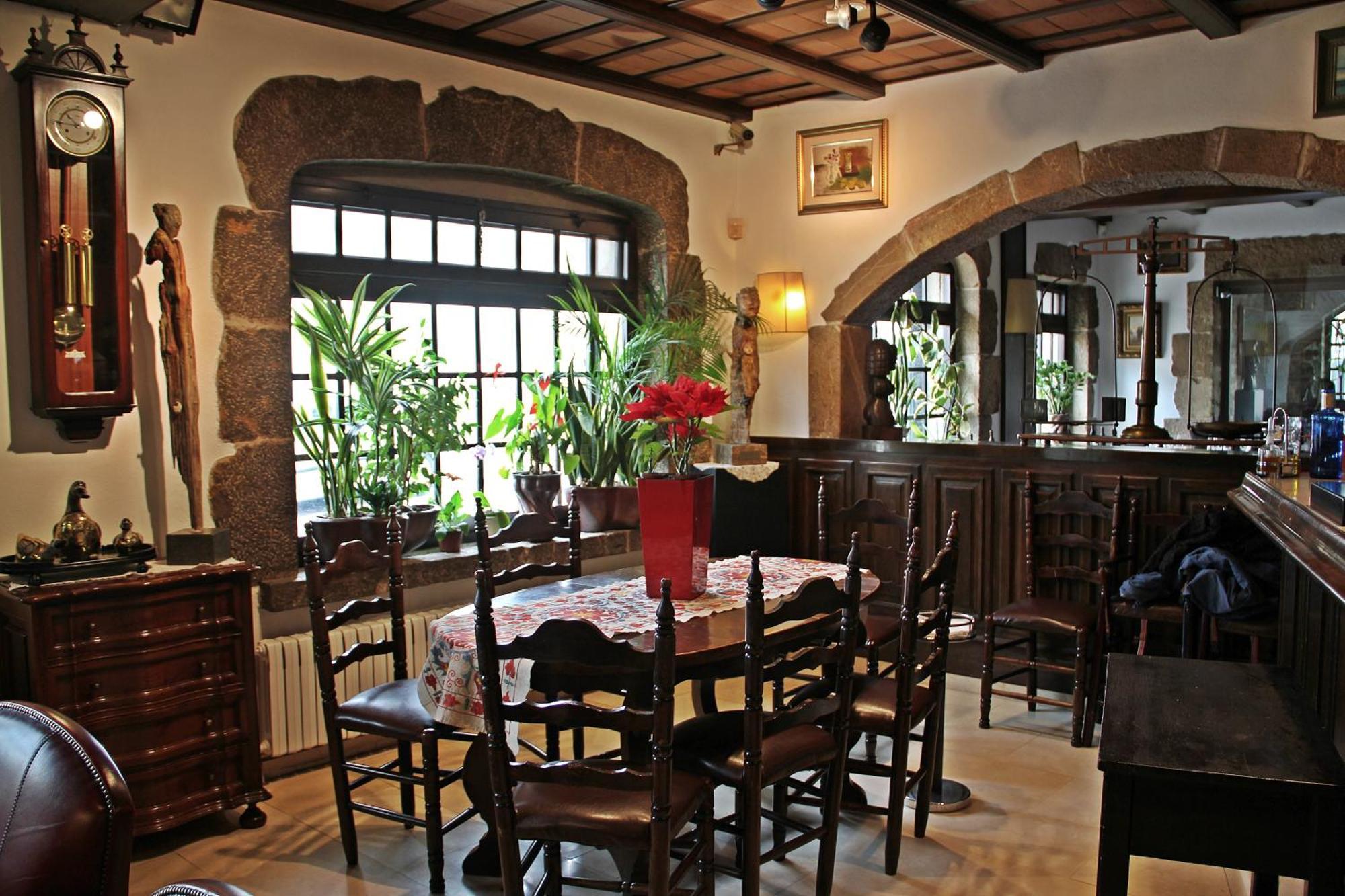 Hostal Miryam L' Escala Εξωτερικό φωτογραφία
