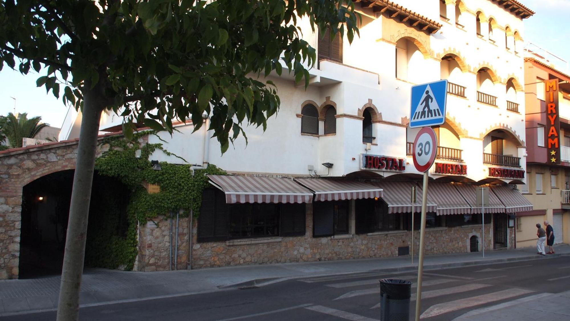 Hostal Miryam L' Escala Εξωτερικό φωτογραφία