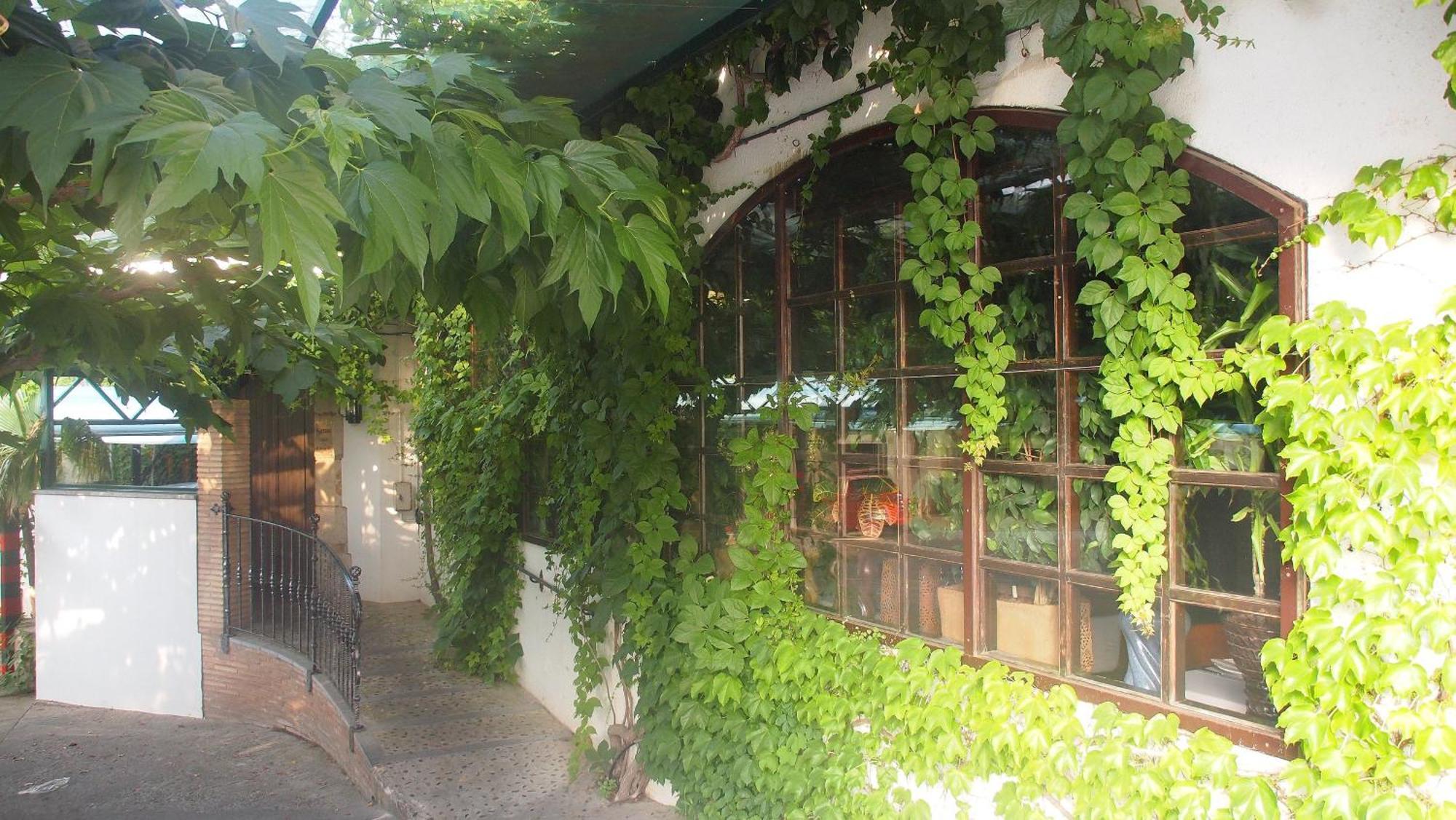 Hostal Miryam L' Escala Εξωτερικό φωτογραφία